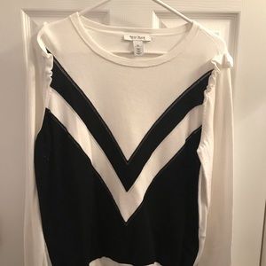 Lightweight chevron sweater